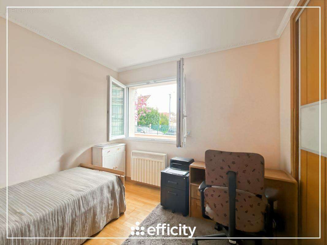 Maison à ROISSY-EN-BRIE