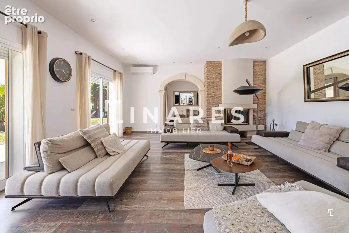 L'OASIS - Villa T5 de 250m² - Piscine - Terrain de 4000m² - 13400/13011 - photo 9