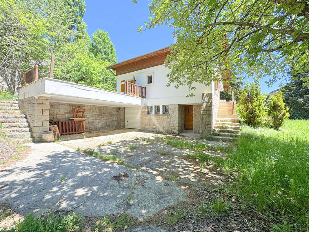 Maison à FONT-ROMEU-ODEILLO-VIA