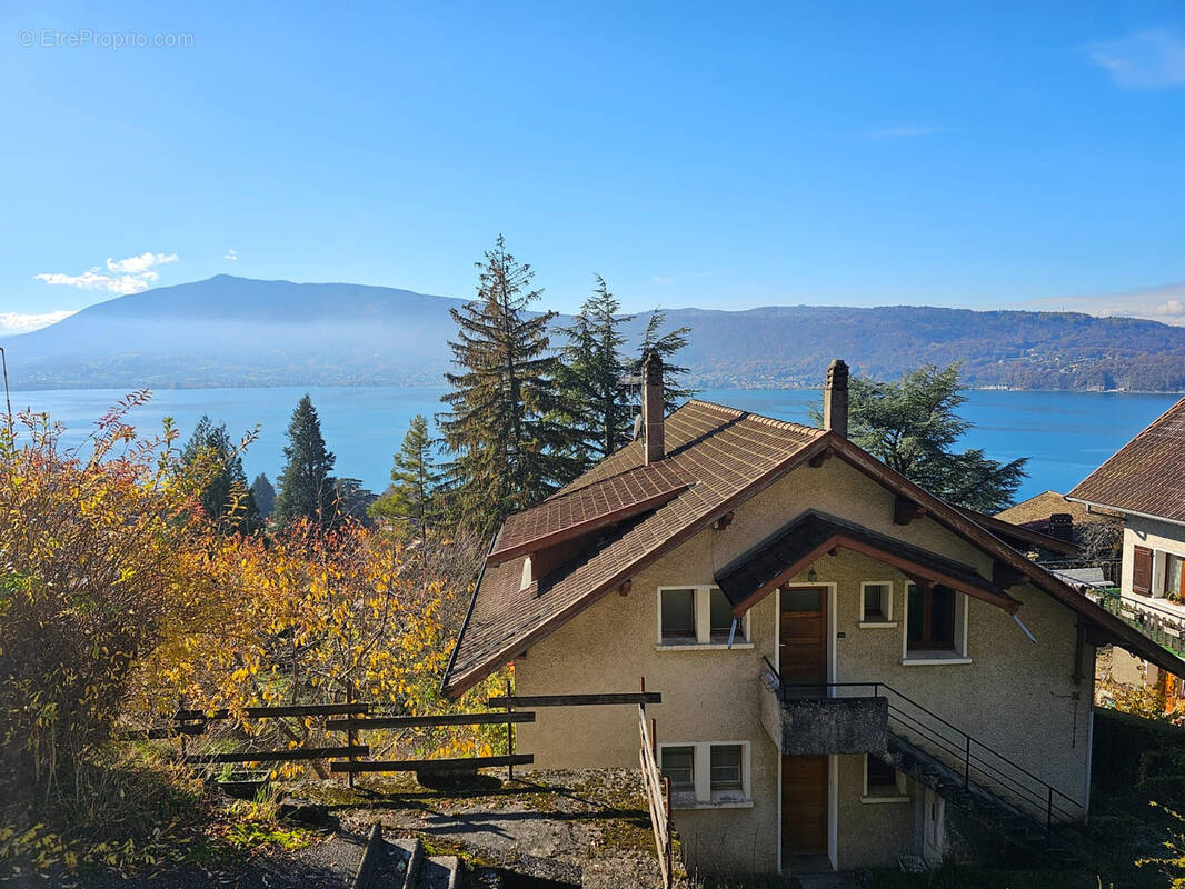 Maison à VEYRIER-DU-LAC