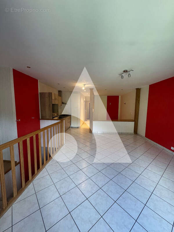 Maison à ATTIGNEVILLE