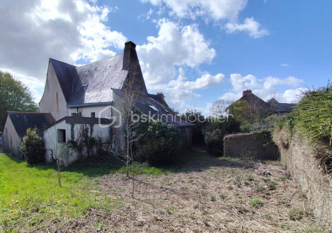 Maison à SENONNES