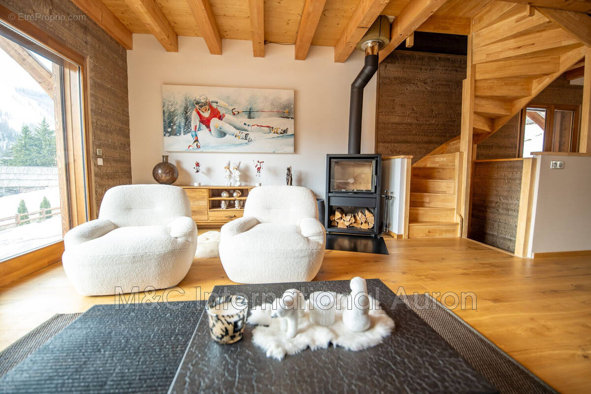 Appartement à SAINT-ETIENNE-DE-TINEE