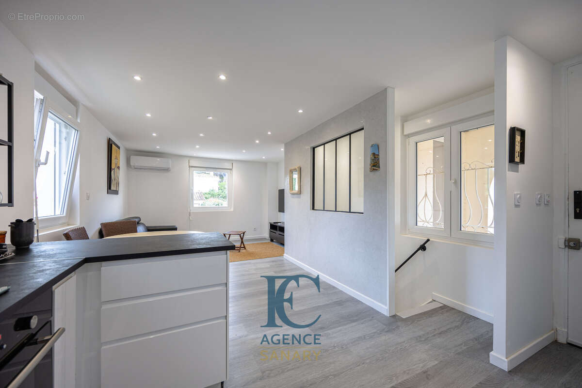 Appartement à SANARY-SUR-MER