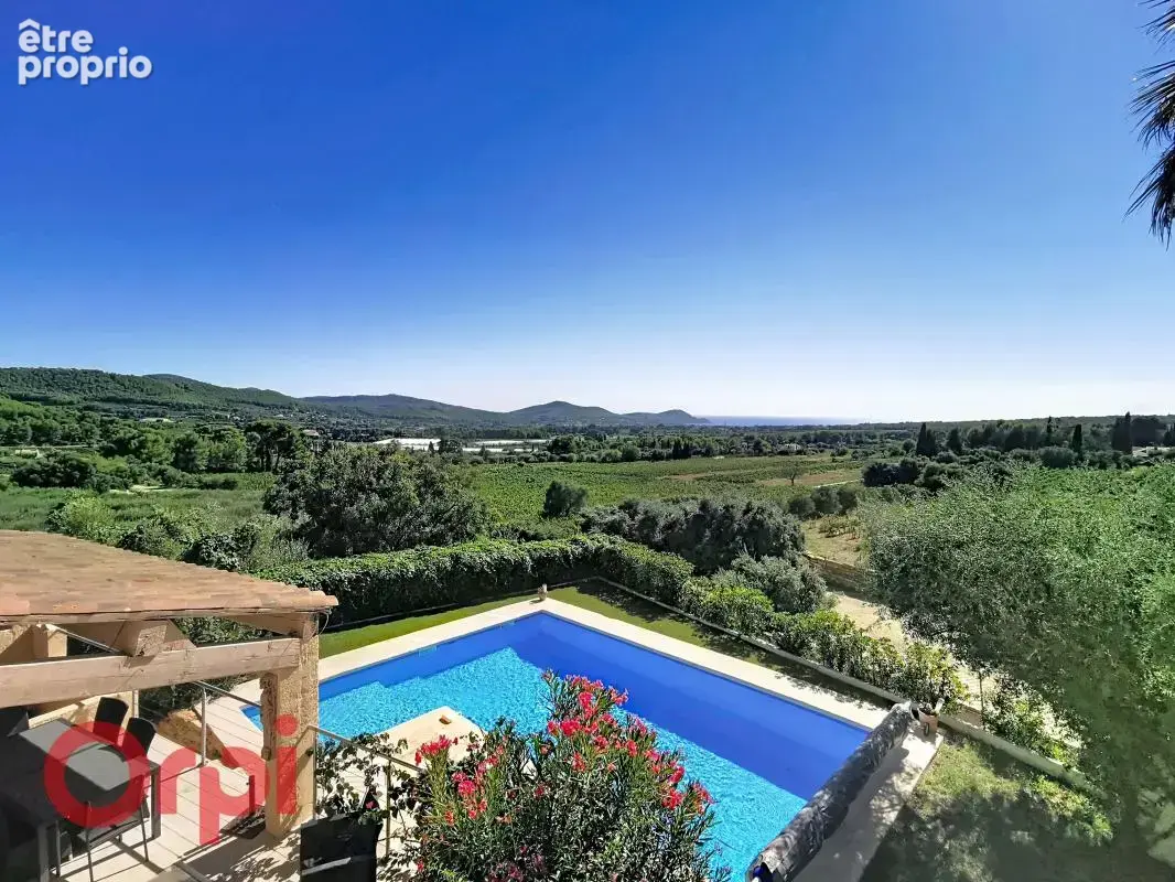 Maison à LA CADIERE-D'AZUR
