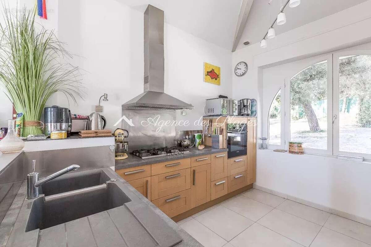 Maison à SAINT-GEORGES-DE-DIDONNE