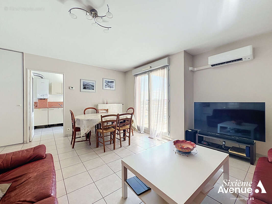Appartement à VENISSIEUX