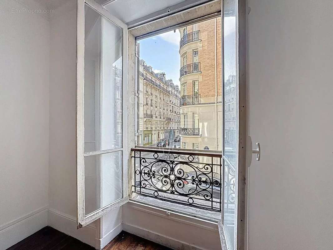 Appartement à PARIS-6E
