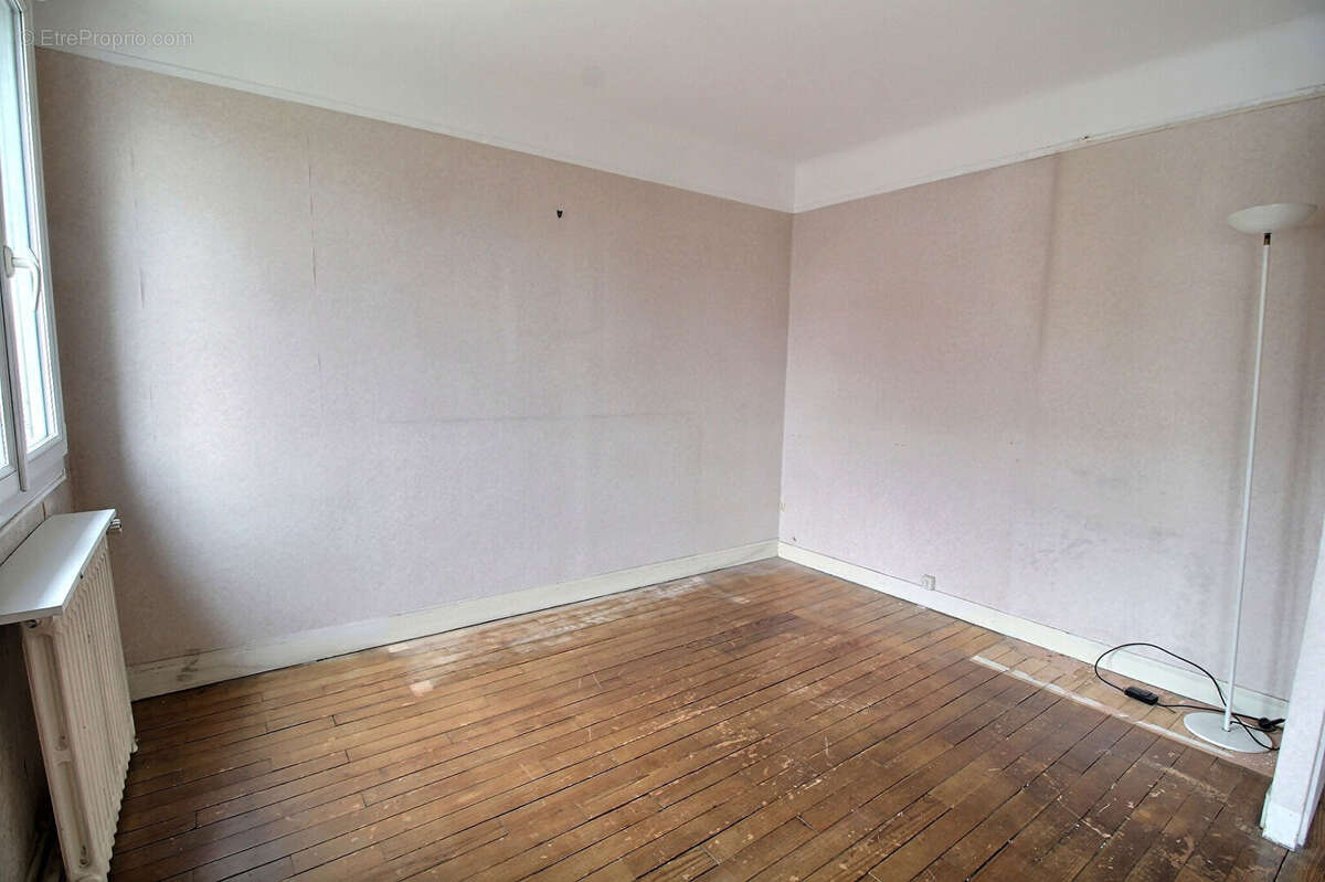 Appartement à COLOMBES