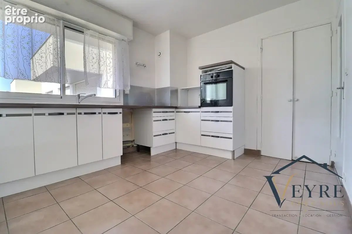 Appartement 80 m² à Clermont-Ferrand  - photo 4