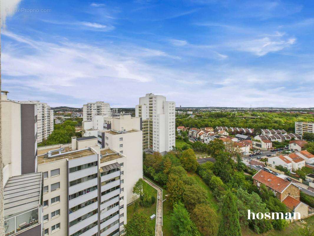 Appartement à GENNEVILLIERS