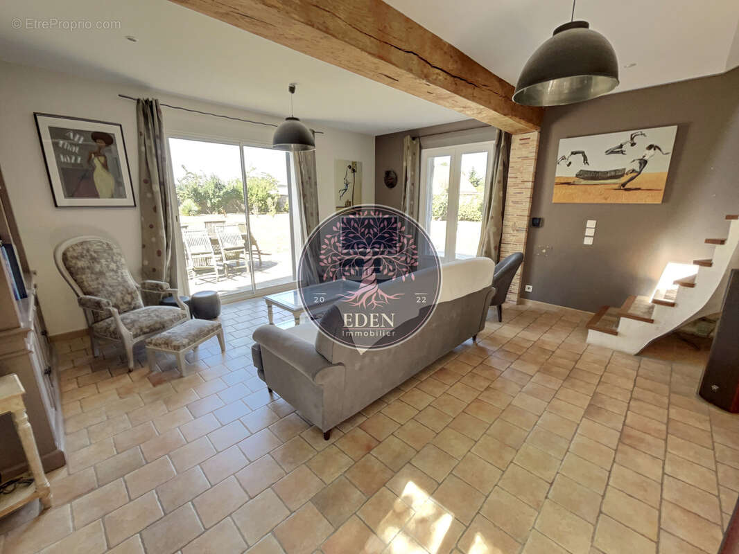 Maison de charme à DREUX proche Axe N12 - photo 4