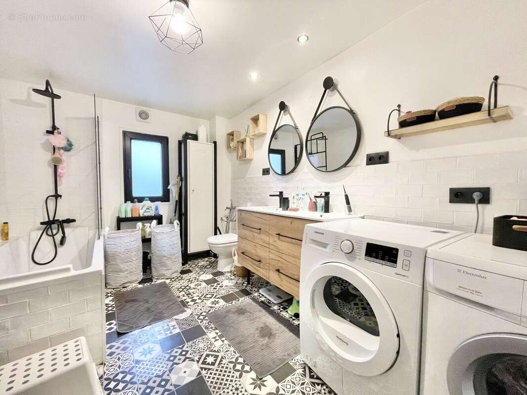 Appartement à ROMAINVILLE