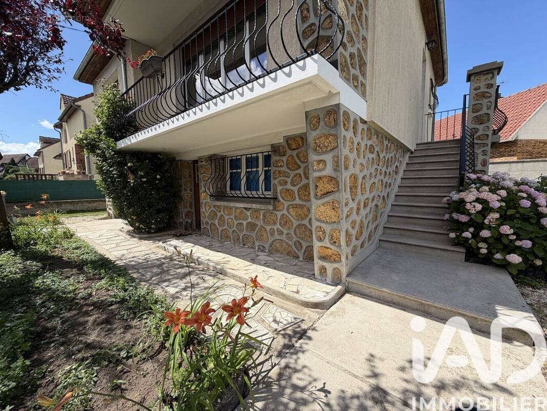 Photo 1 - Maison à VILLEPINTE