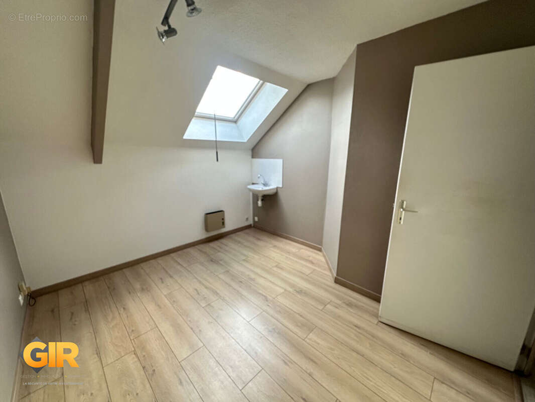 Appartement à MONTFORT-SUR-MEU