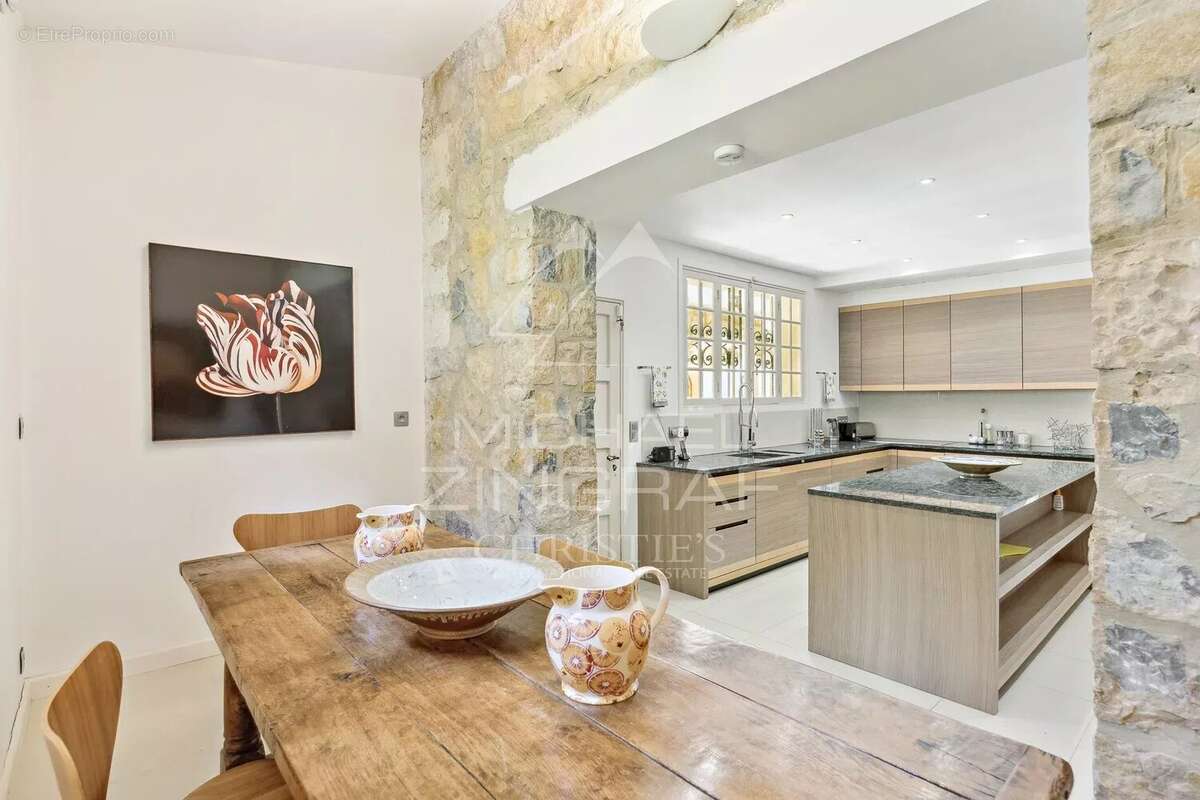 Maison à LE BAR-SUR-LOUP