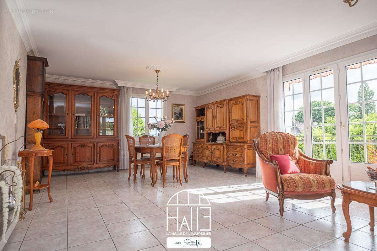 Maison à PANAZOL
