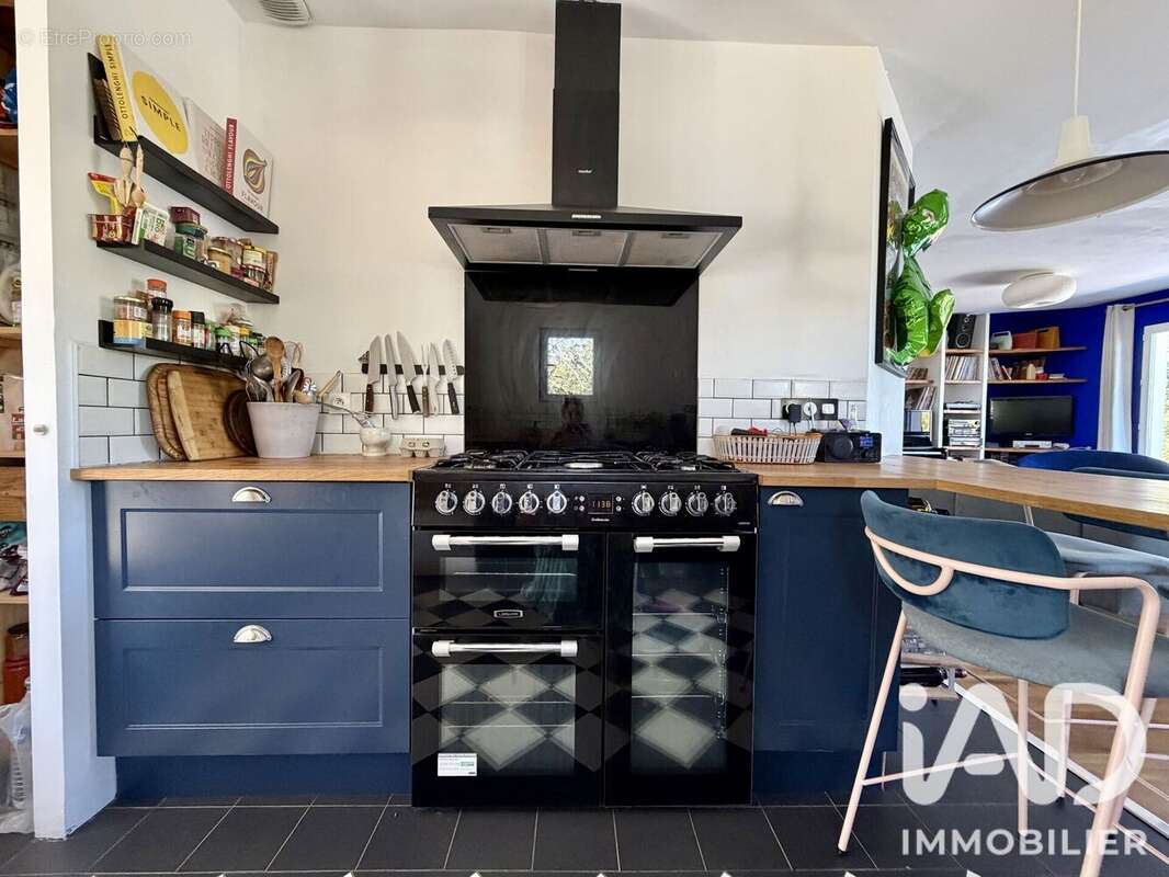 Photo 3 - Maison à CUBZAC-LES-PONTS