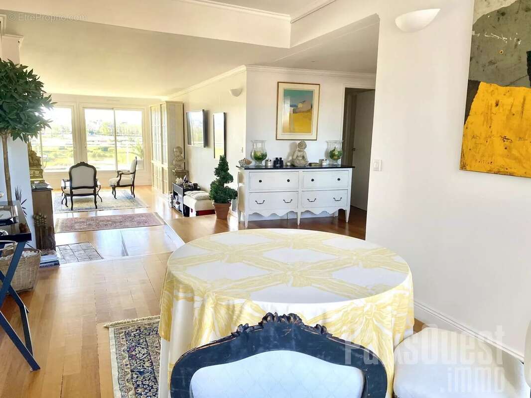 Appartement à SAINT-CLOUD