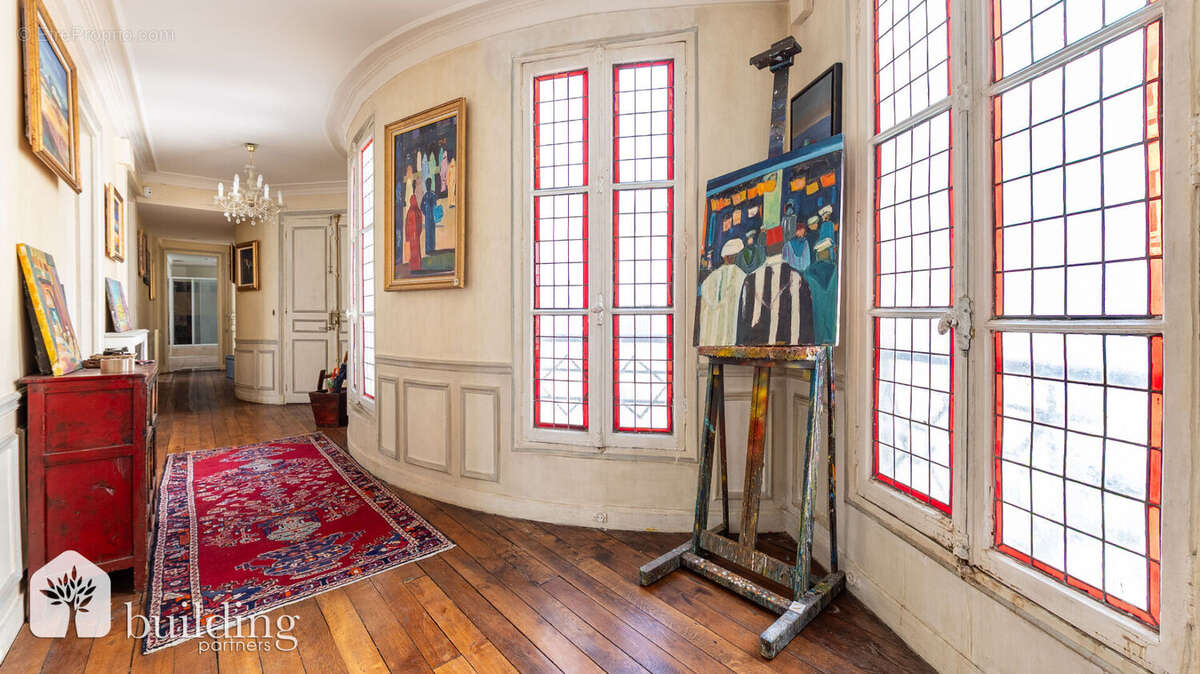 Appartement à PARIS-8E