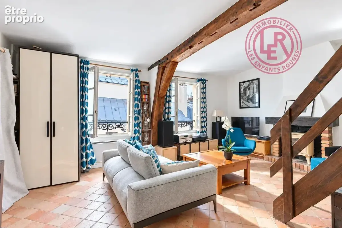 Paris 3e – Marais – Duplex lumineux au charme d’une maison - photo 1