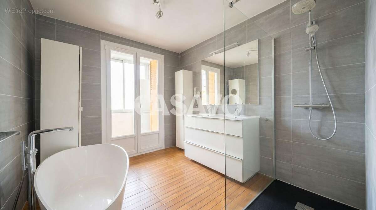 Appartement à AIX-EN-PROVENCE