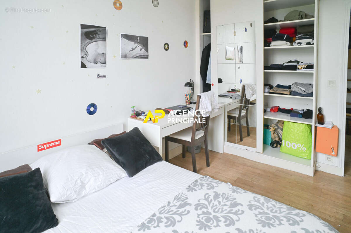 Maison à SARTROUVILLE