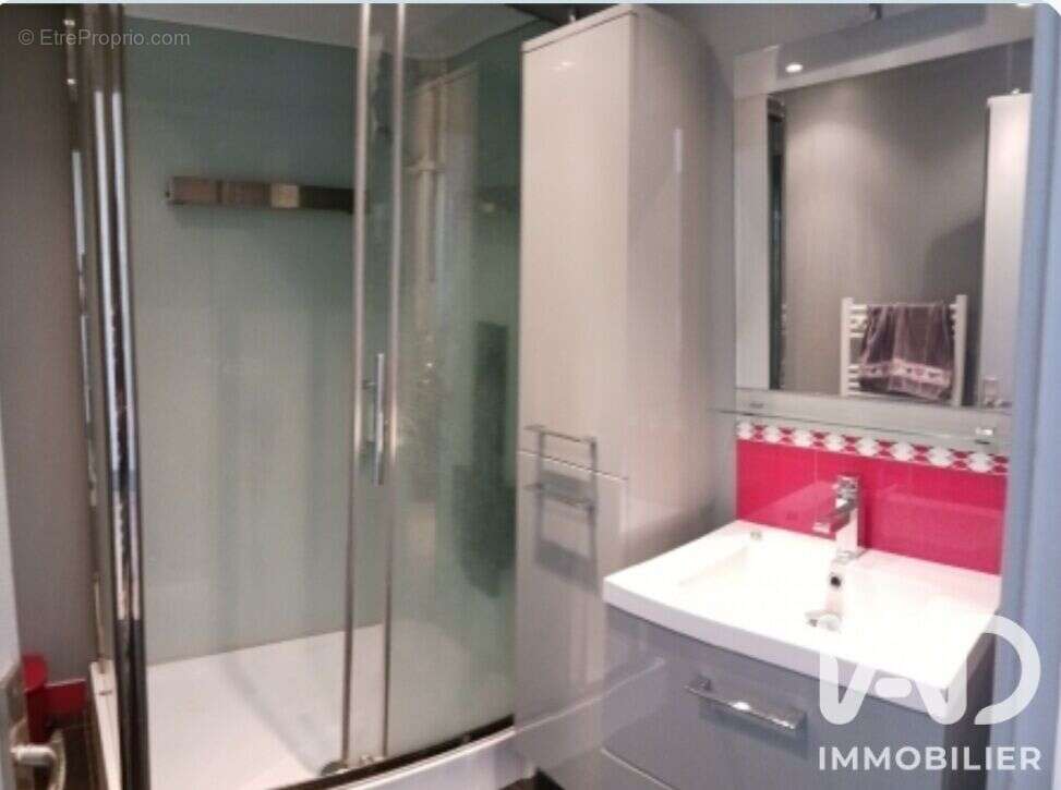 Appartement 64 m² à La Rochelle  - photo 8