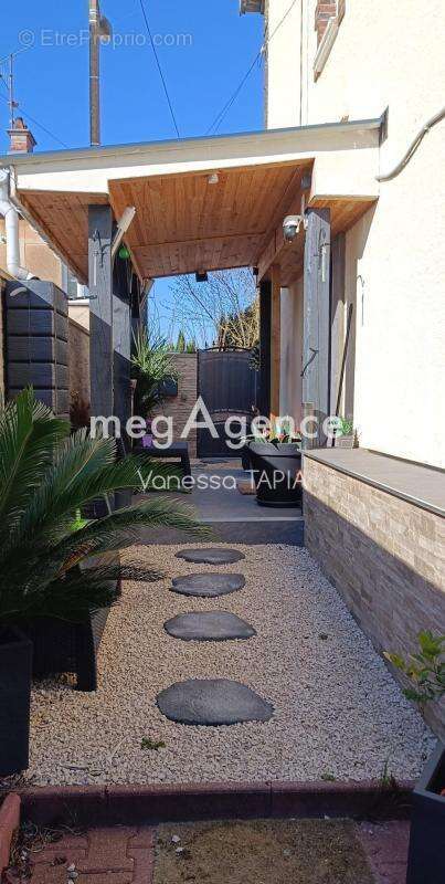 Maison à ROMILLY-SUR-SEINE