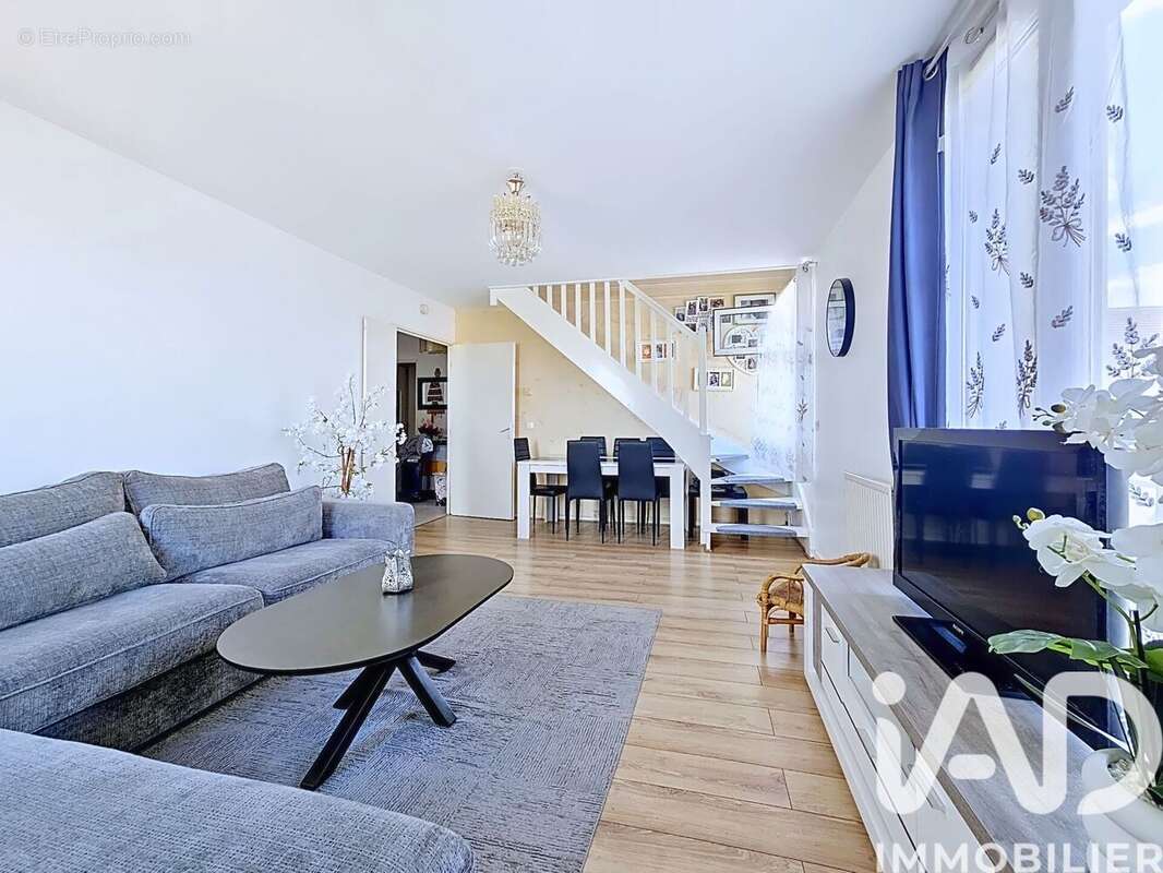Photo 2 - Appartement à VAIRES-SUR-MARNE