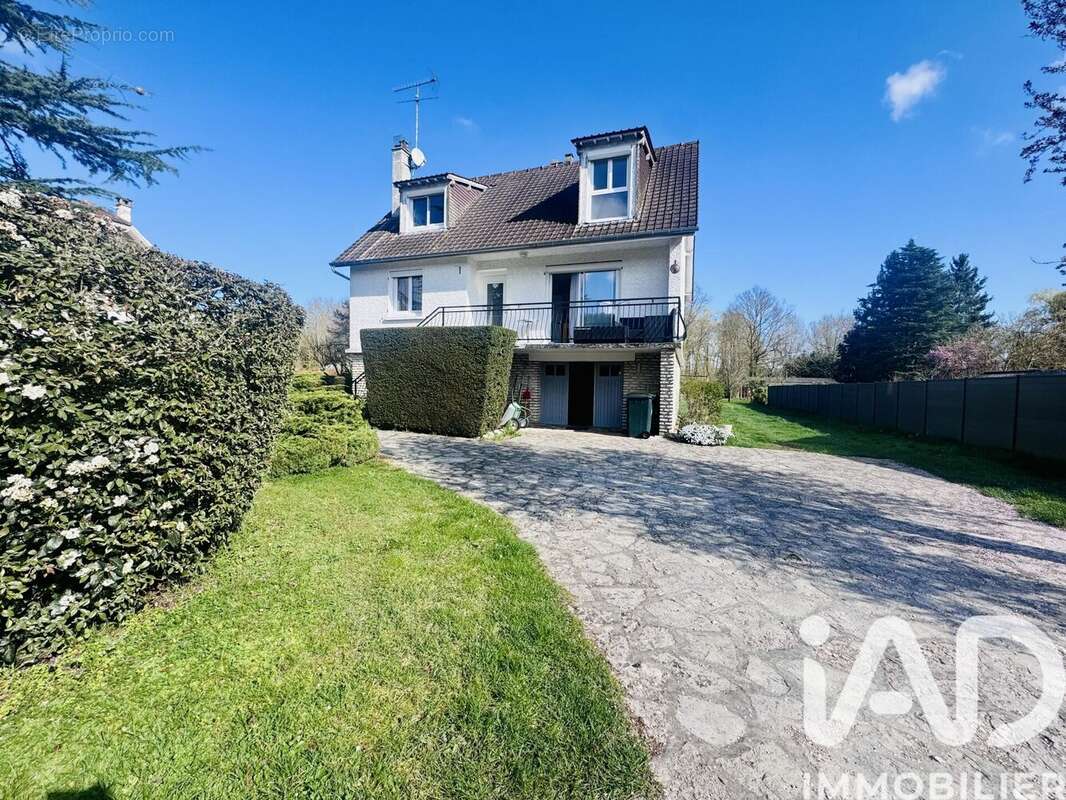 Maison 95 m² à Garennes-Sur-Eure  - photo 5