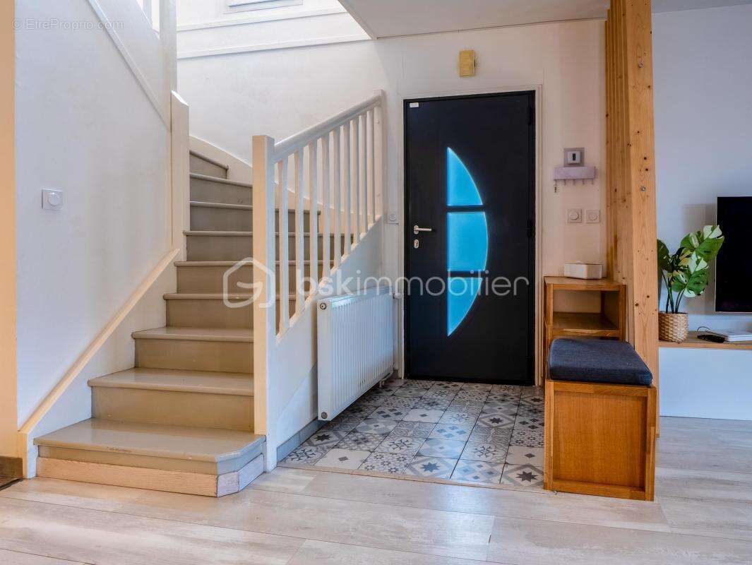 Maison à BAILLY-ROMAINVILLIERS
