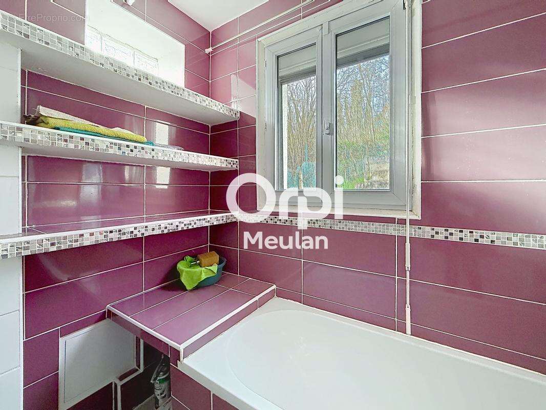 Maison à MEULAN