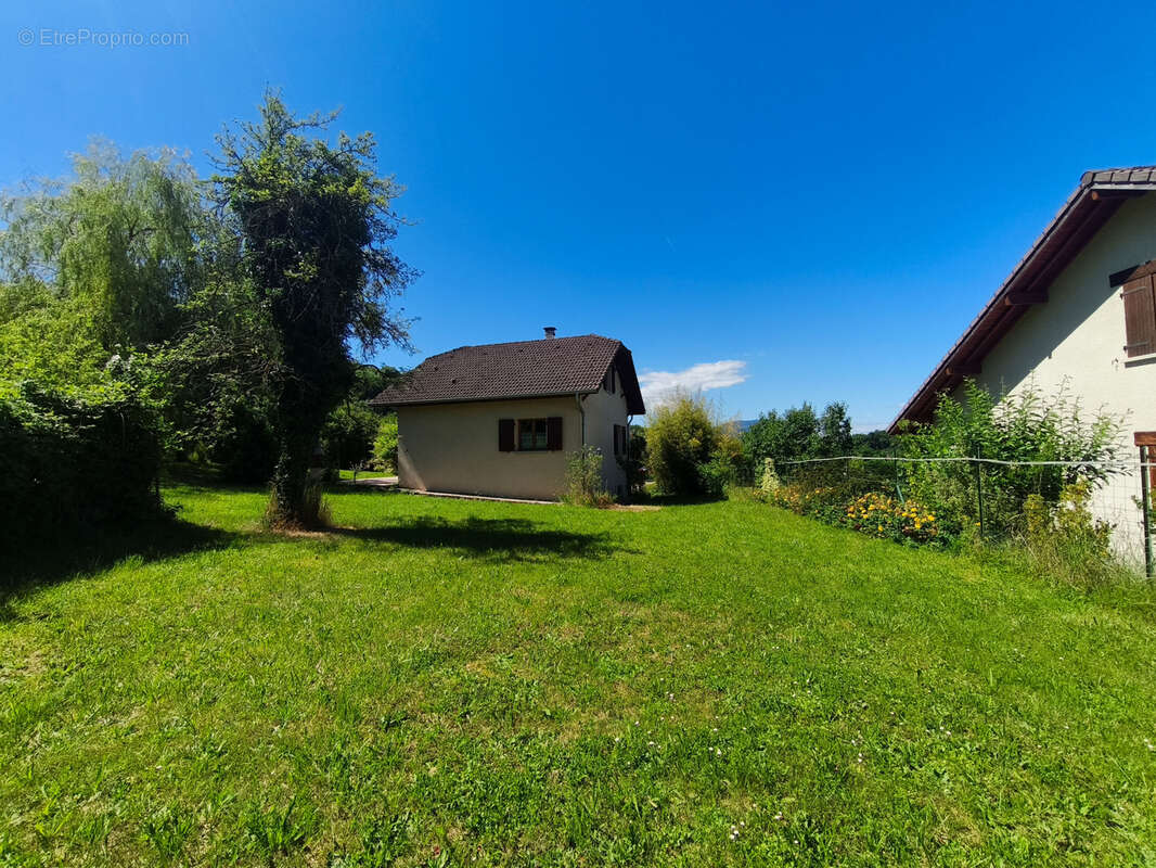 Maison à CRANVES-SALES