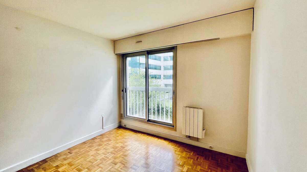 Appartement à LEVALLOIS-PERRET