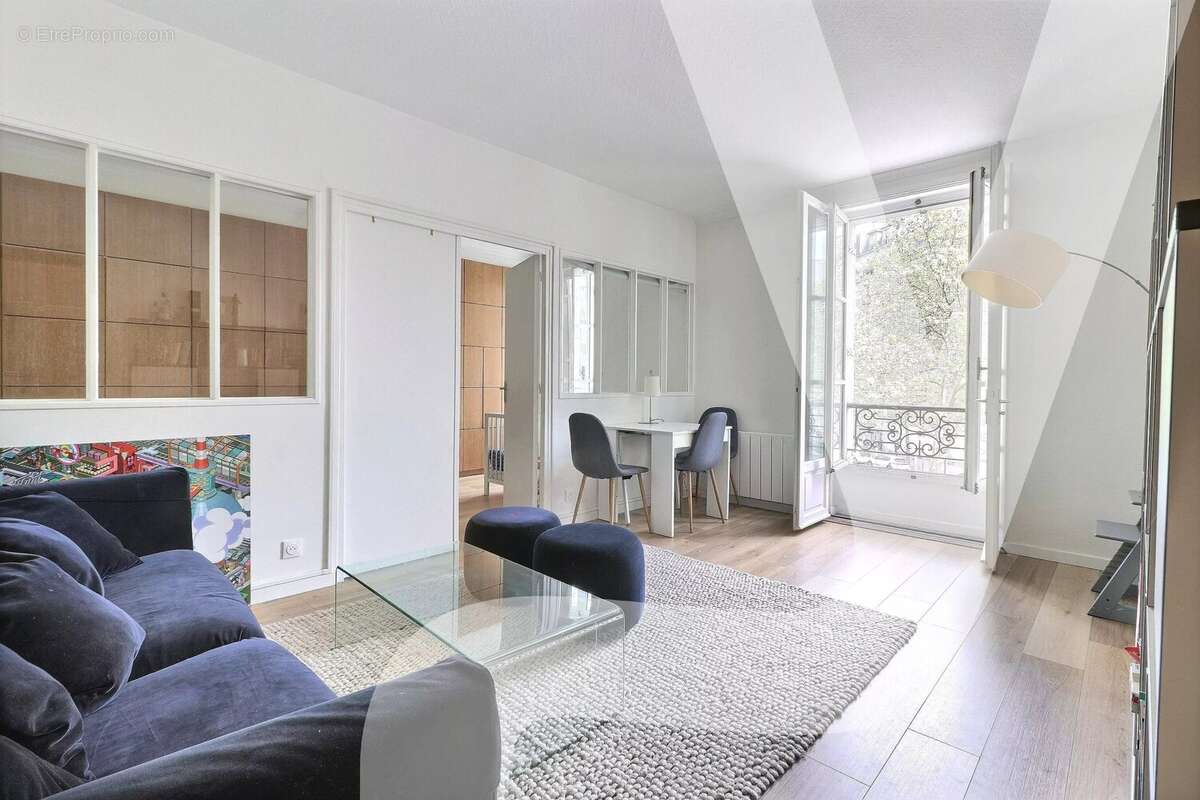 Appartement à PARIS-12E