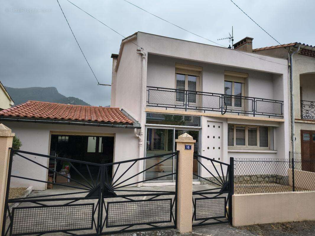 Maison à QUILLAN