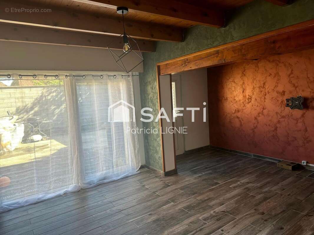 Photo 3 - Maison à BOLLEZEELE