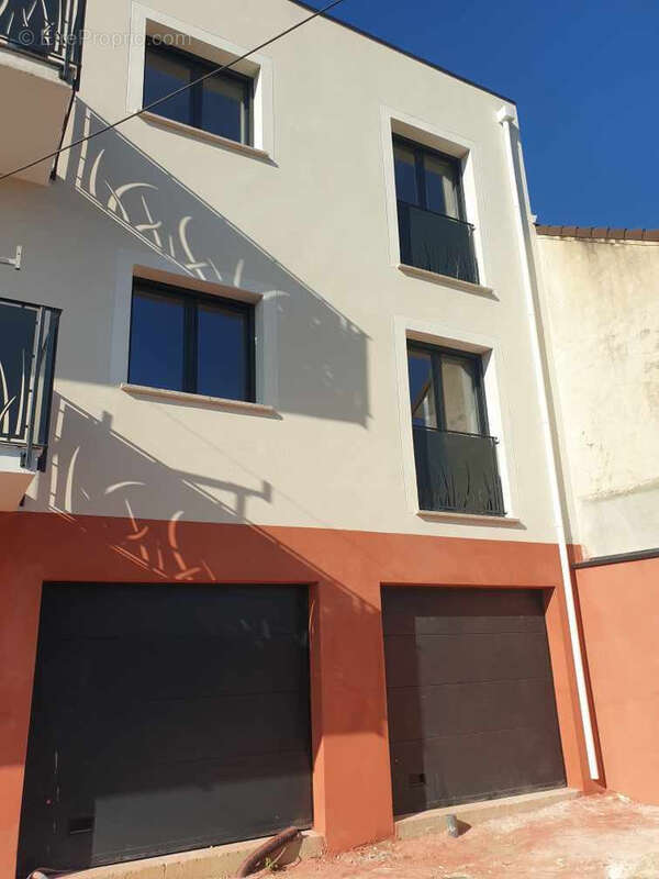 Appartement à PARAY-VIEILLE-POSTE