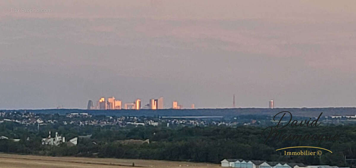 Autre à MEULAN