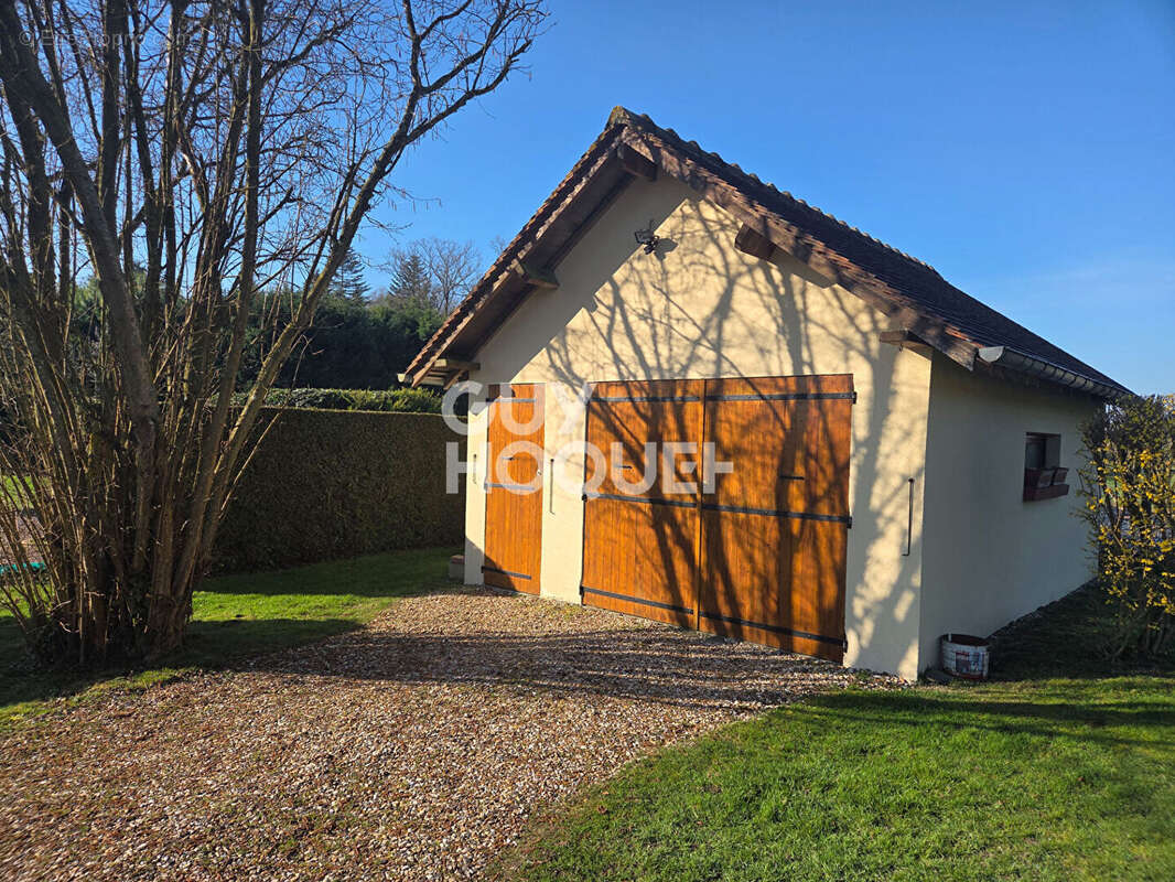 Maison à BOSC-RENOULT-EN-ROUMOIS