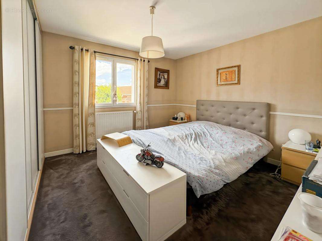 Maison à CLERMONT-FERRAND