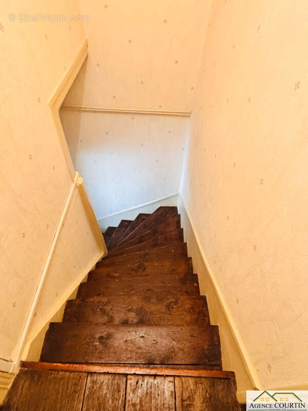 Ensemble immobilier - photo 12