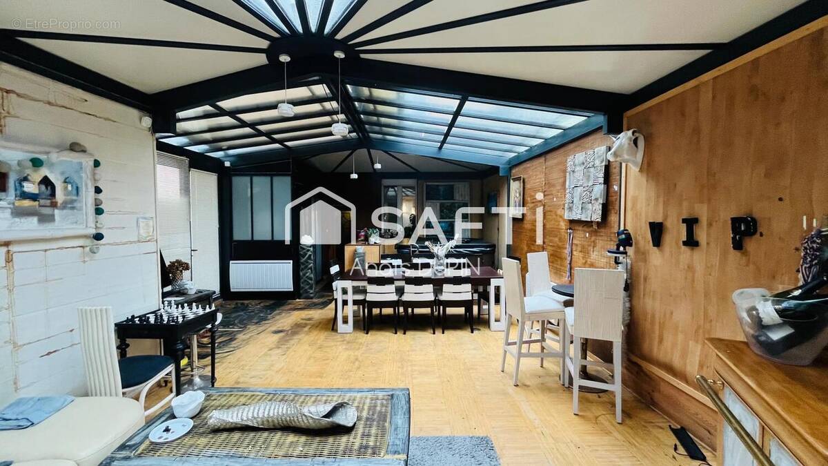 Photo 1 - Maison à CRECY-SUR-SERRE