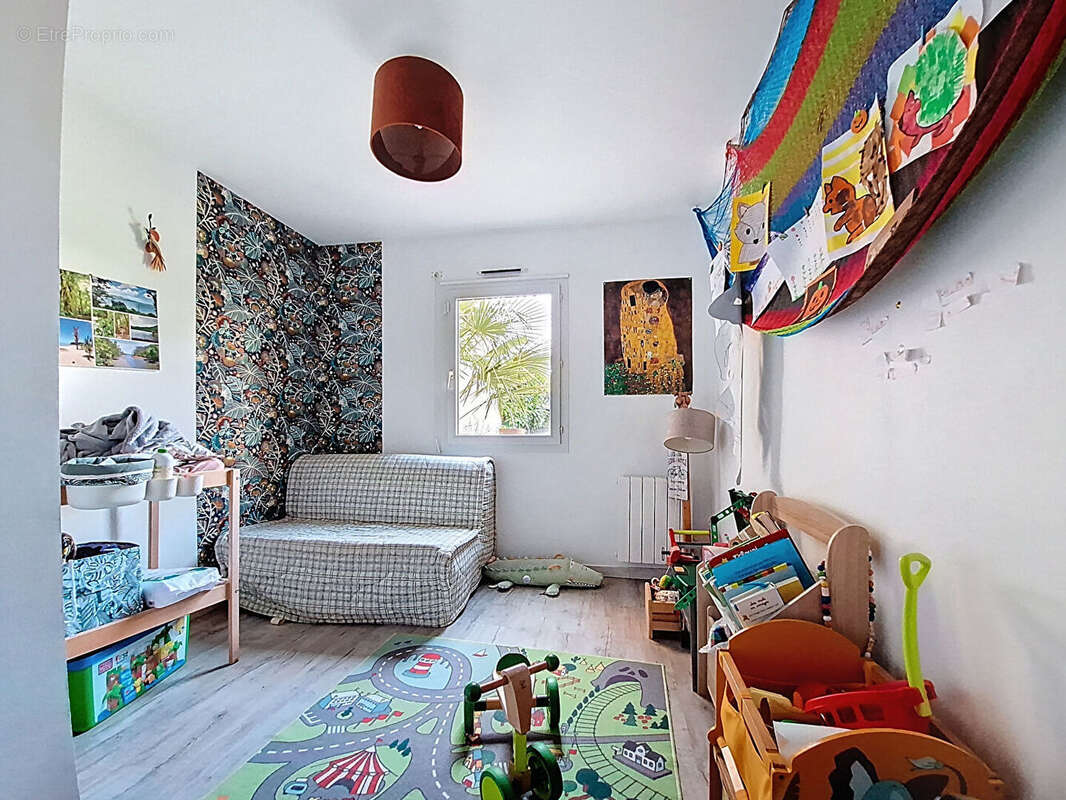 Maison à SAINTE-LUCE-SUR-LOIRE