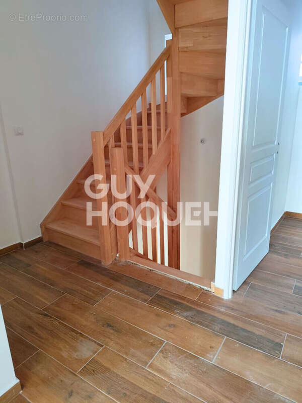 Appartement à BYANS-SUR-DOUBS