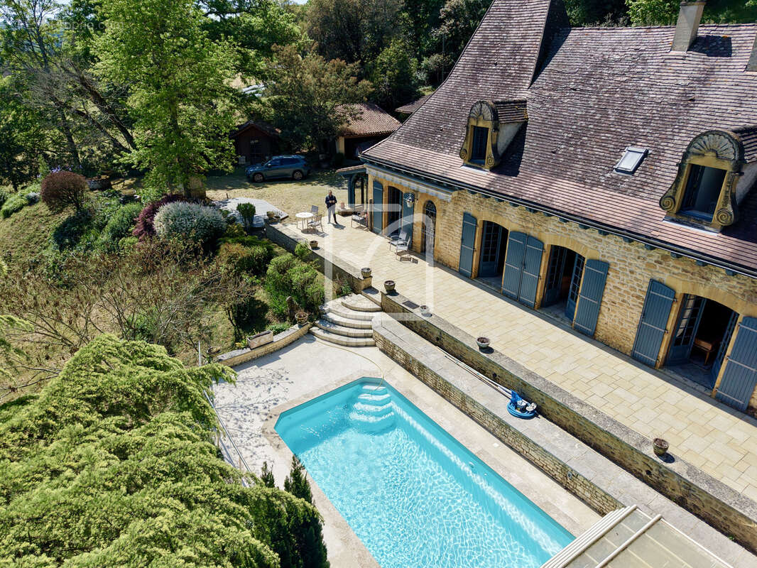 Maison à LA ROQUE-GAGEAC