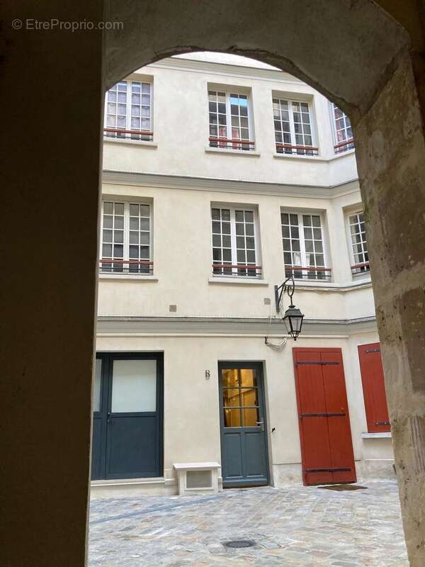 Appartement à PARIS-4E