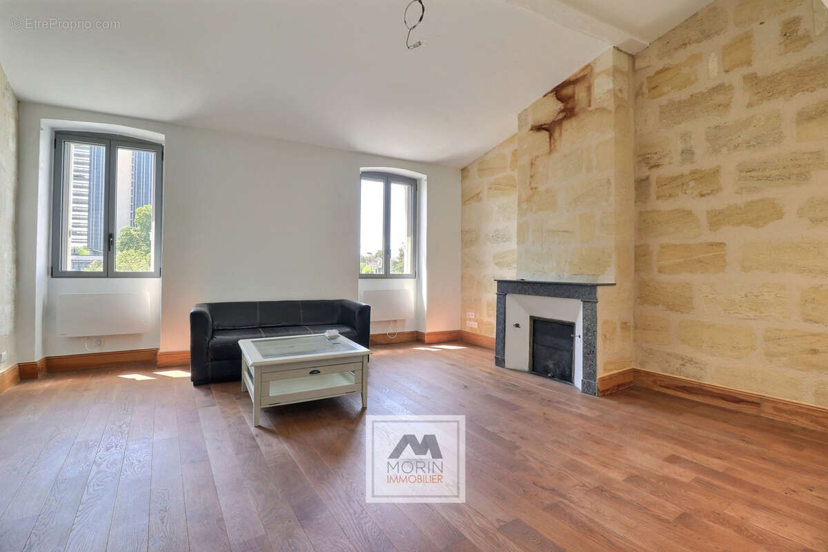 Appartement à BORDEAUX