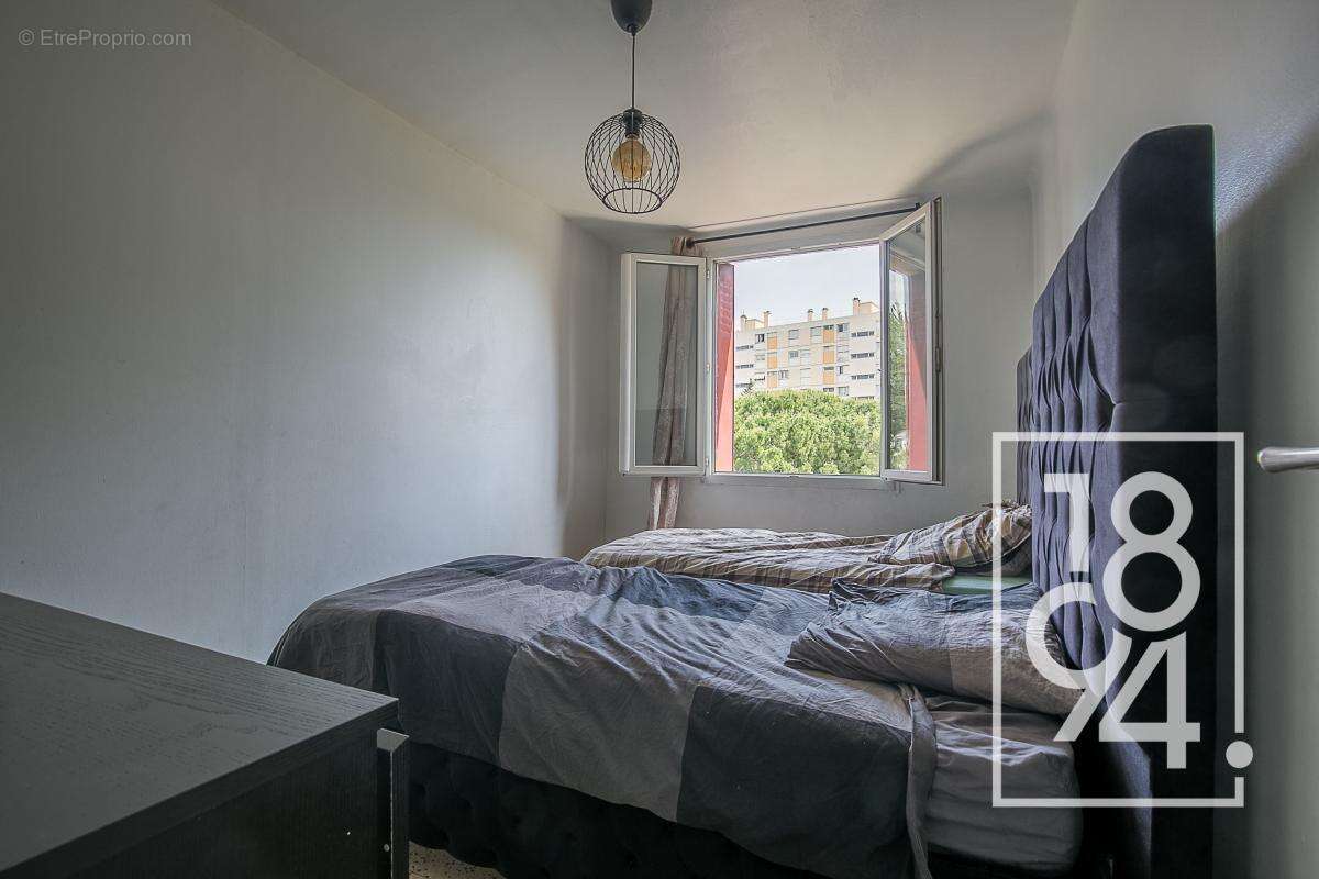 Appartement à MARSEILLE-14E